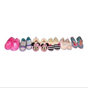 6pairs Toddler shoes-Skechers twinkle toes Minnie Mouse clogs, swim shoes sz 5/6